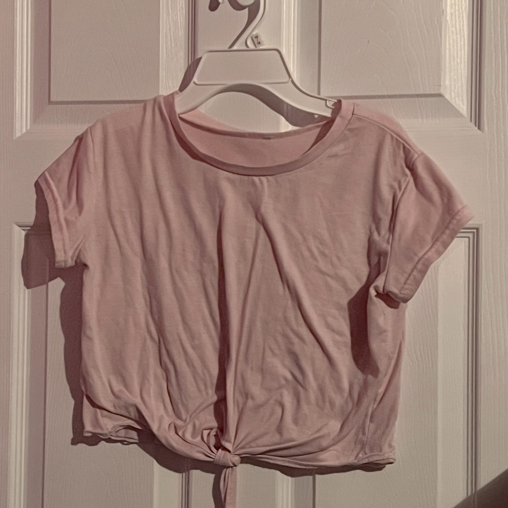 pink crop top